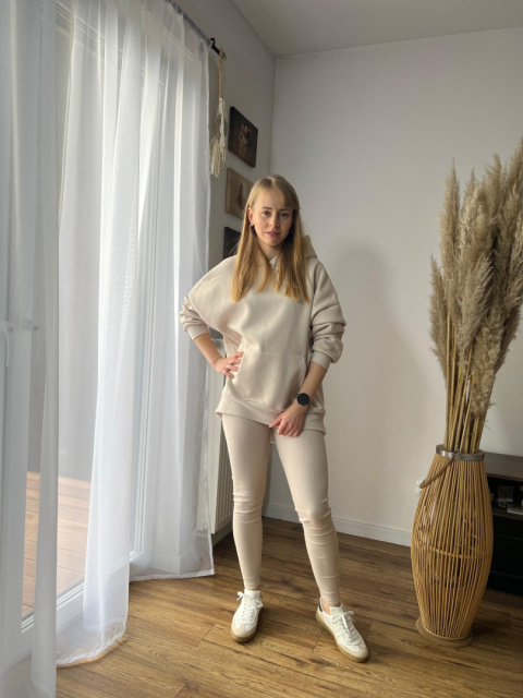 Komplet dresowy (bluza + legginsy) Komplet dresowy (bluza + legginsy)