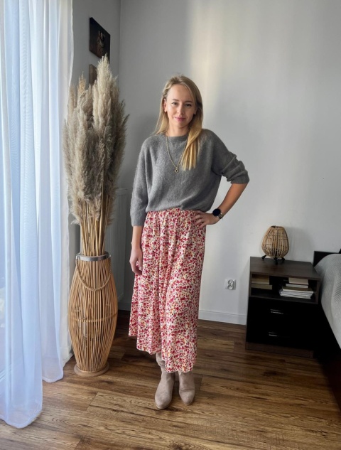 Spódnica z rozcięciem